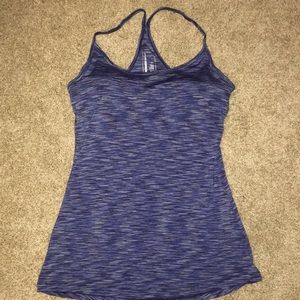 Sports top with bra pads